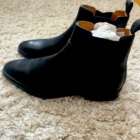 BOSS CHELSEA BOOTS - Picture 1 of 6